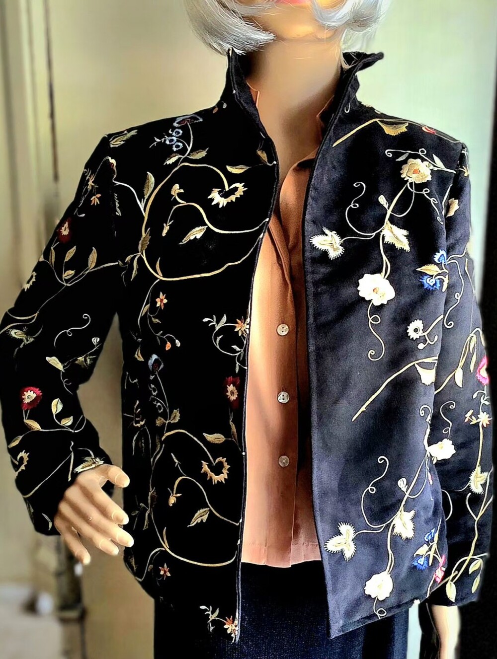 Painted Pony Uniquely USA Embroidered Floral Suede Look Jacket Open Front